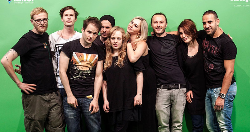 Ninc Team vor dem Greenscreen